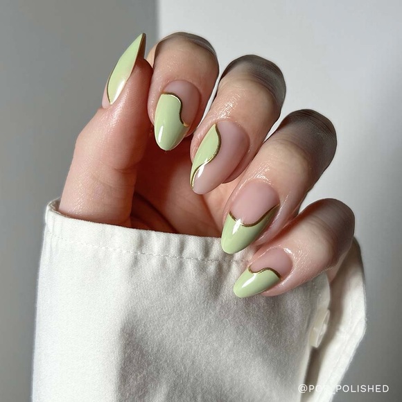 Glamnetic Olive You Press-On Nails - Picture 3 of 6